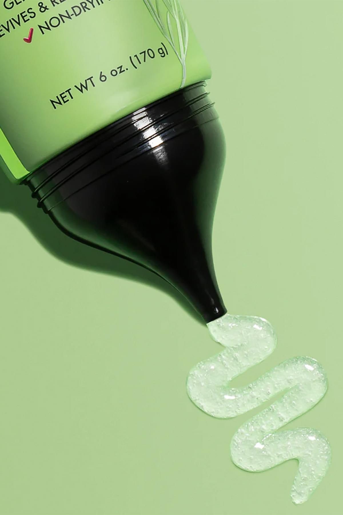 Mielle Organics Rosemary & Mint Sugar Exfoliating Scalp Scrub - Gentle Pre-Shampoo Dry Scalp Treatment for Oil & Product Buildup - Biotin Infused Non-Drying, Moisturizing Formula (6 Fl Oz) - Image 4